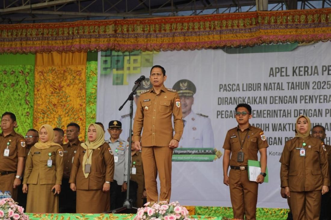 Awali Tahun 2026, Wali Kota Weny Gaib Pimpin Apel Perdana dan Serahkan SK PPPK Paruh Waktu